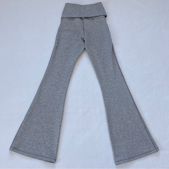 OFFLINE By Aerie The Hugger High Waisted Foldover Flare Legging, XS - Picture 7 of 8